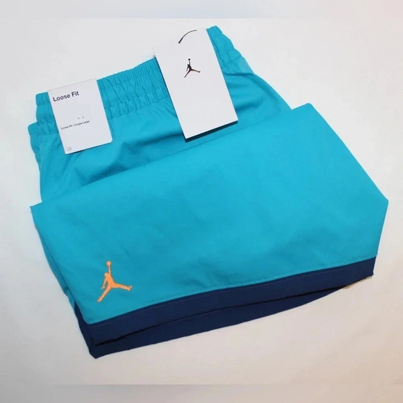 Jordan Pants - NWT Air Jordan Nike Woven Loose Fit Shorts Large